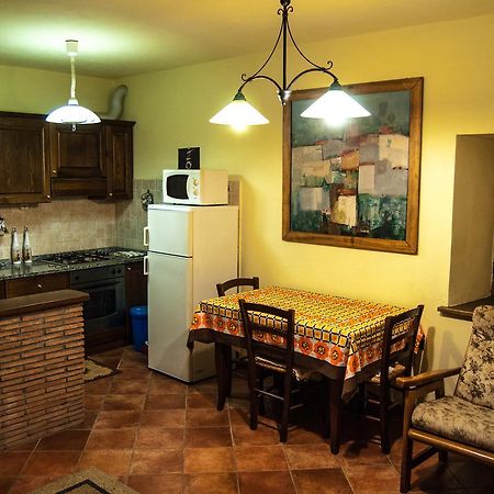 La Pietra Antica Albergo Diffuso Pieve Fosciana Exterior foto