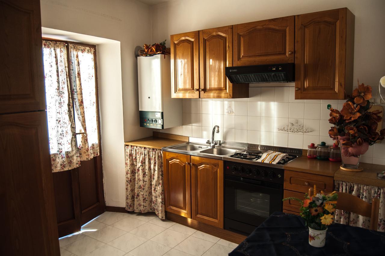 La Pietra Antica Albergo Diffuso Pieve Fosciana Exterior foto